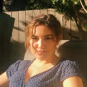 Meet your Posher, Zoe